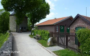 Handwerkerdorf und Hexenturm