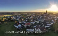 Blick auf das Bergdorf Kallenhardt