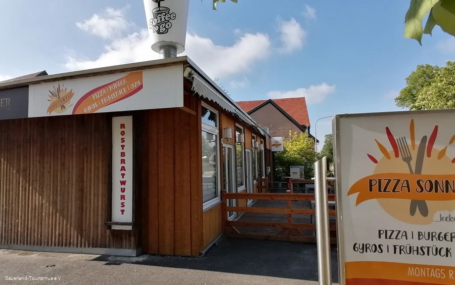 Außenansicht Pizza Sonne Außenansicht Pizza Sonne