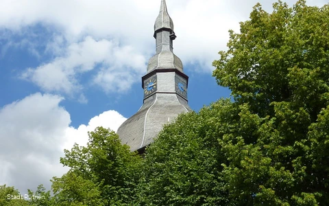 Turm der Nikolaus Kirche in Rüthen