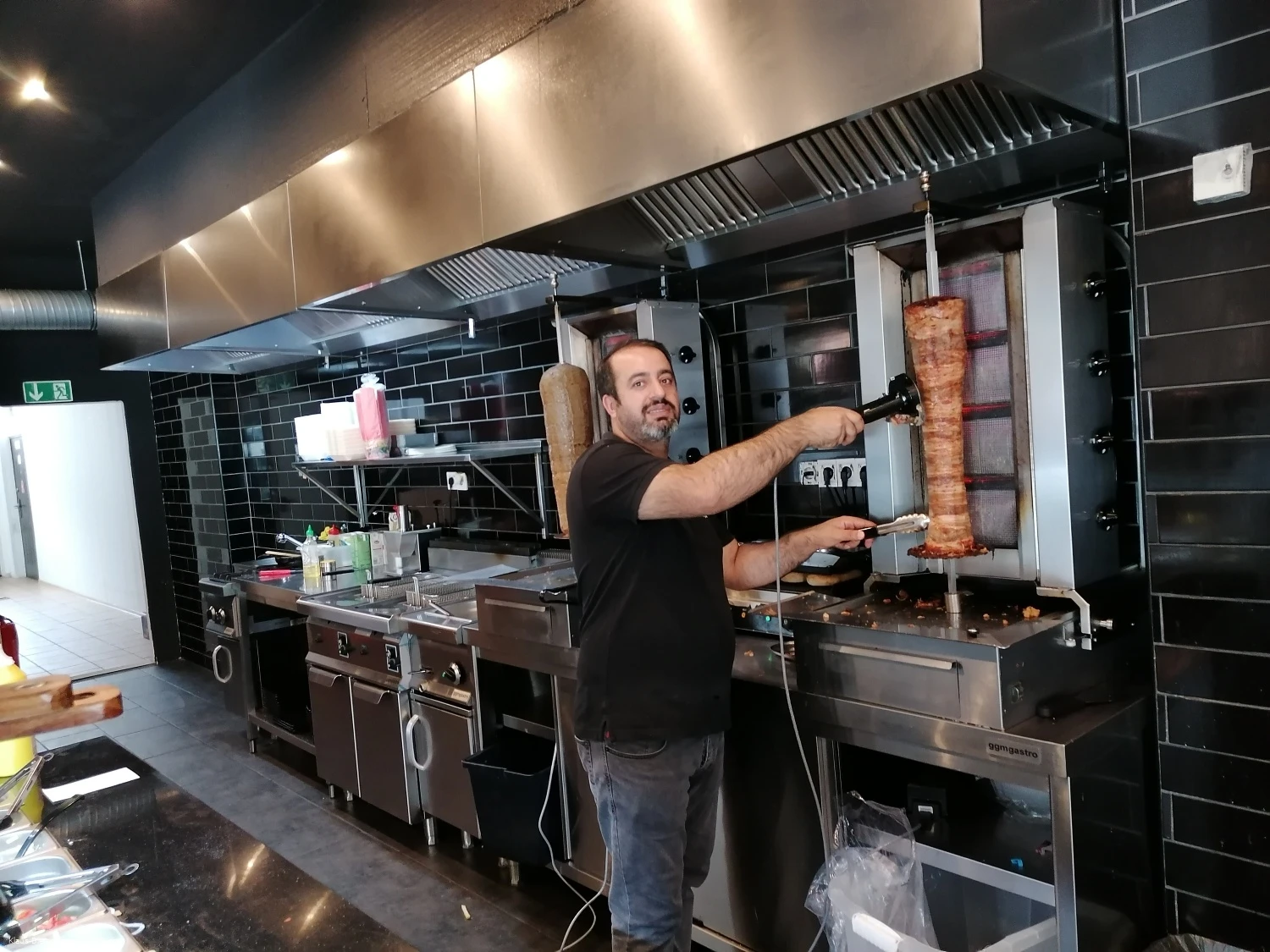 Grill Innenansicht Kebab Brothers Berlin Grill Innenansicht Kebab Brothers Berlin