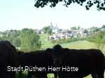 Blick auf die Pfarrkirche Altenrüthens