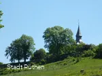 Blick auf die Stadtmauer mit Turm der Johanneskirc
